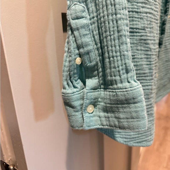 Caslon Button Up Shirt Sz M - Picture 3 of 9